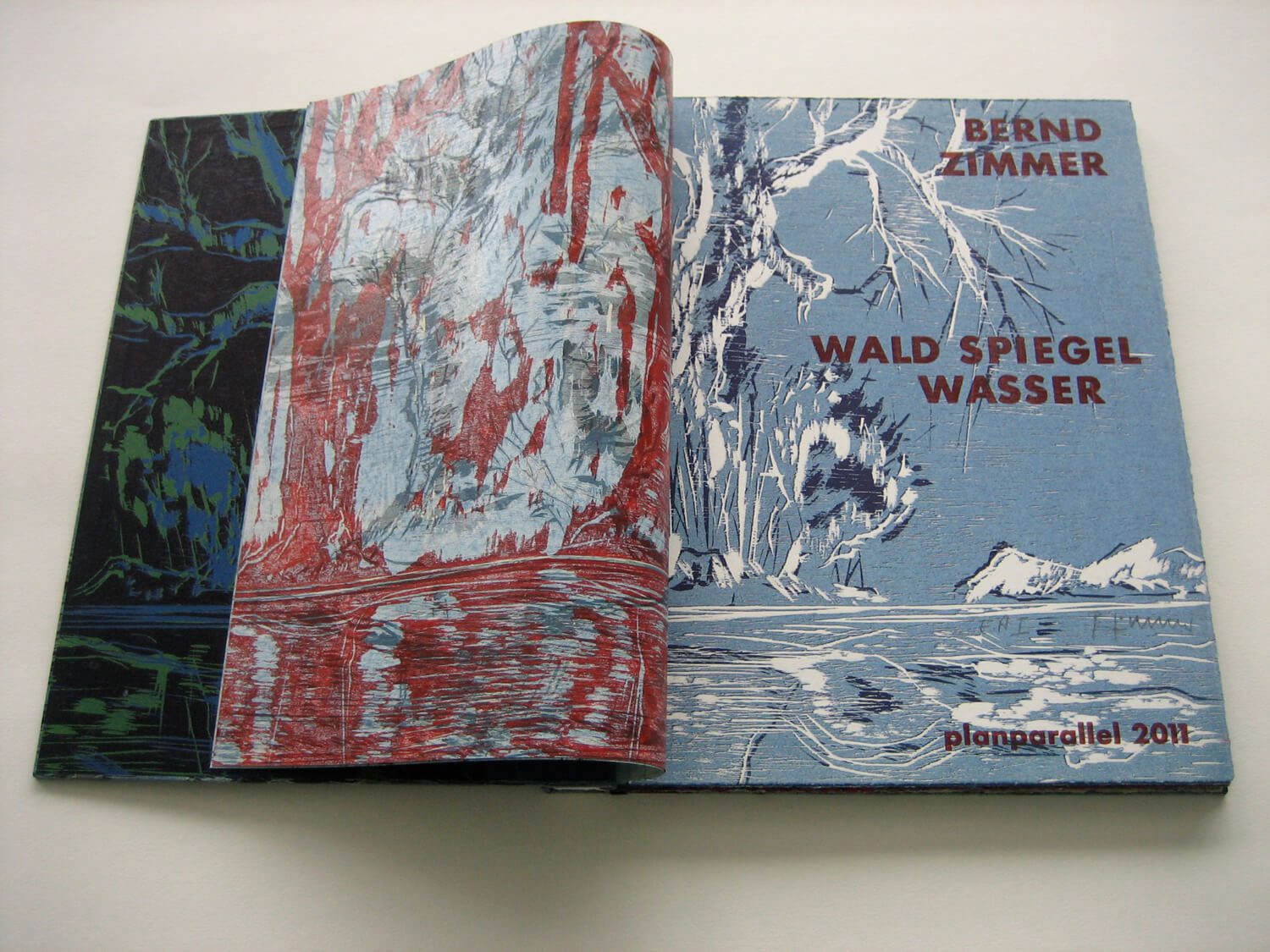 WALD SPIEGEL WASSER, 2011 | Künstlerbuch mit Originalfarbholzschnitten | 38,5 x 32,5 x 1,5 cm | 40 Exemplare | WVZ 330